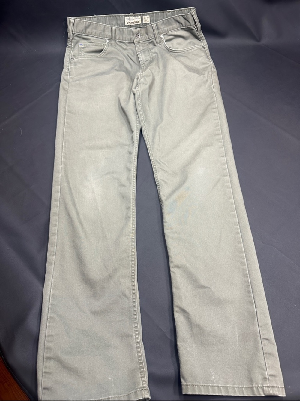 Patagonia Men's Sage Green Straight-Leg Jeans. 33x32